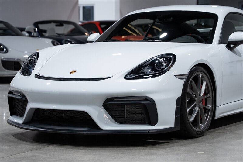 2021 Porsche 718 Cayman GT4