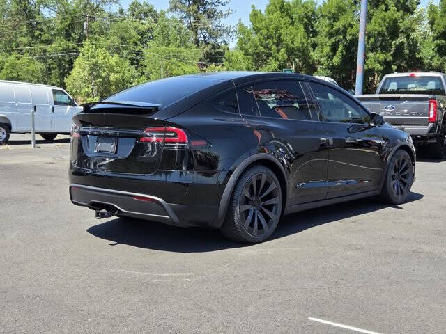 2025 Tesla Model X