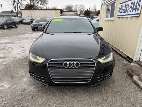2013 Audi A4 2.0T quattro Prestige