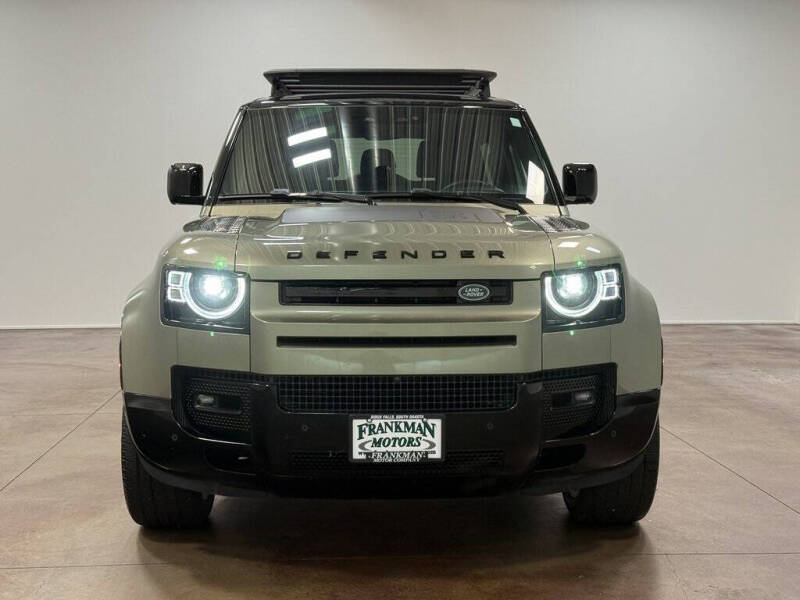 2024 Land Rover Defender 90 P400 X-Dynamic SE