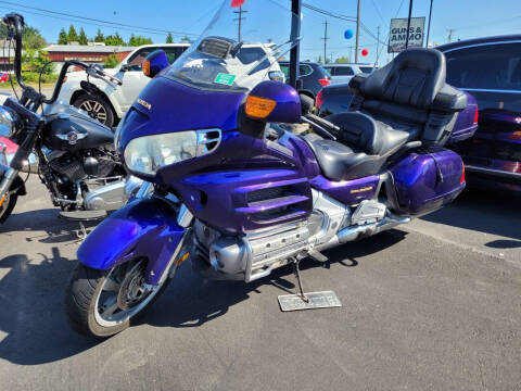 2002 Honda Goldwing for sale at BAYSIDE AUTO SALES in Everett WA