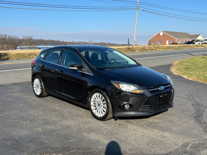 2012 Ford Focus Titanium photo 20