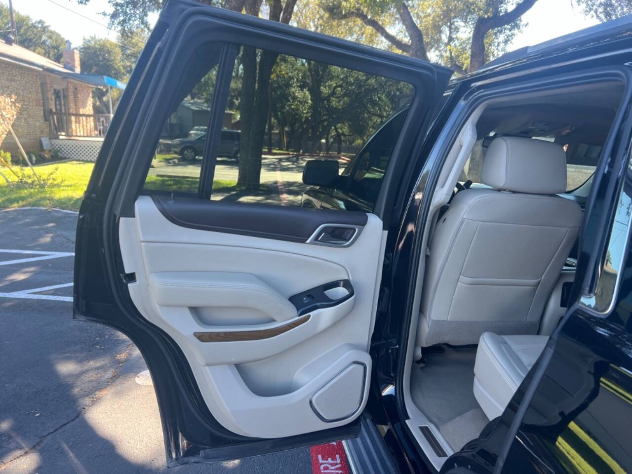 2019 GMC Yukon for sale at AUSTIN PREMIER AUTO in Austin, TX