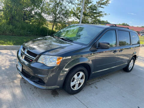 2012 Dodge Grand Caravan for sale at United Motors in Saint Cloud MN