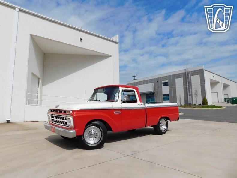 1965 Ford F-100