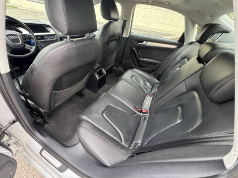 2009 Audi A4 2.0T quattro Premium