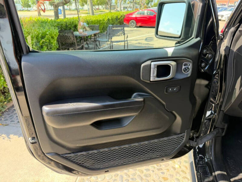 2020 Jeep Wrangler Unlimited Willys