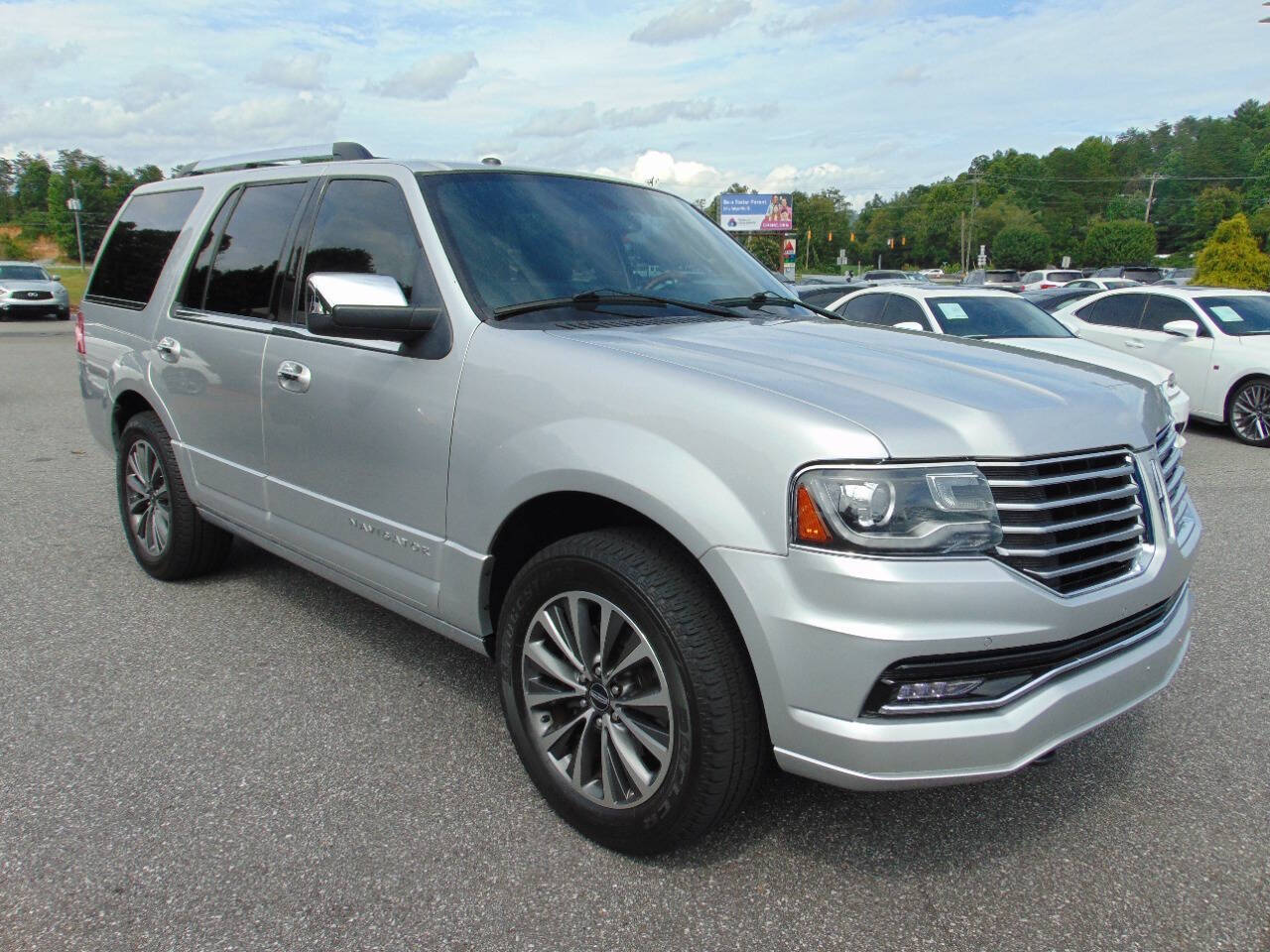 2015 Lincoln Navigator for sale at Driven Pre-Owned in Lenoir, NC