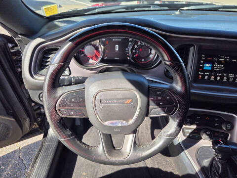 2022 Dodge Challenger SXT