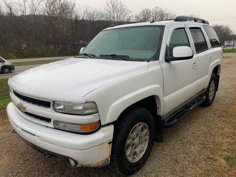 2004 Chevrolet Tahoe for sale at Court House Cars, LLC in Chillicothe OH
