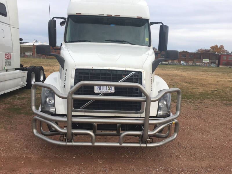 2013 Volvo VNL for sale at Best Motors LLC in Cleveland OH