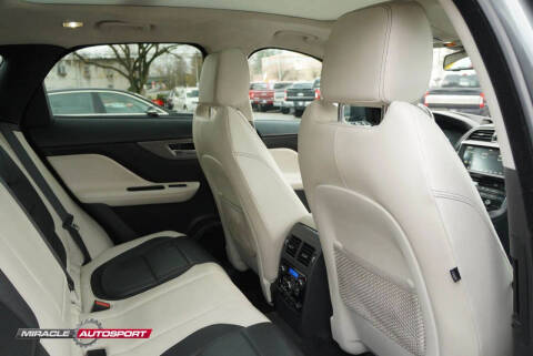 2018 Jaguar F-PACE S