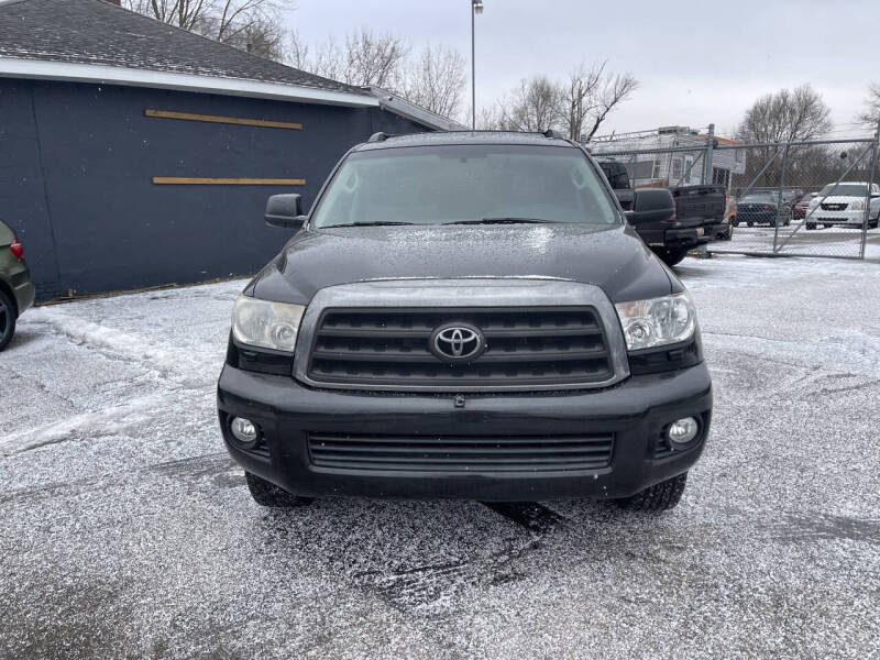 2012 Toyota Sequoia SR5