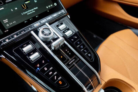 2025 Aston Martin Vantage