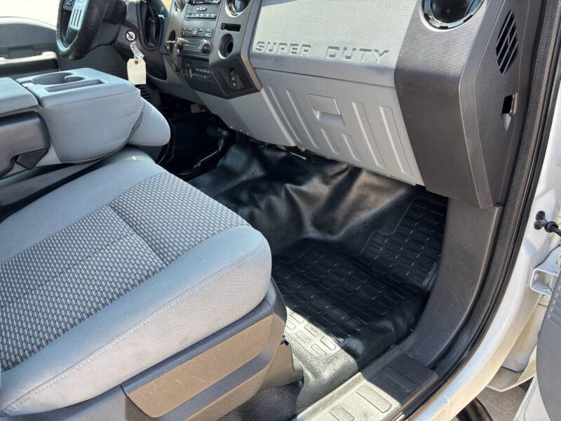 2012 Ford F-350 Super Duty XL