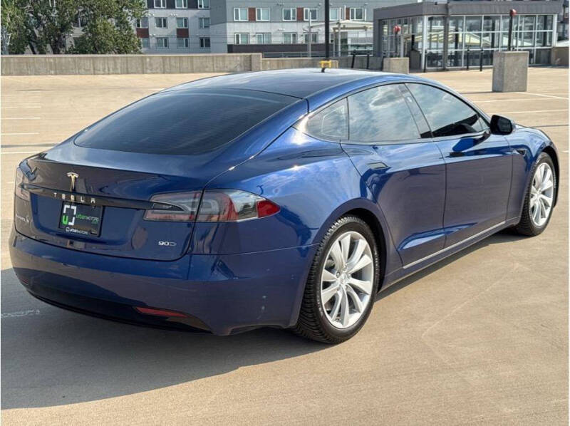 2017 Tesla Model S 90D