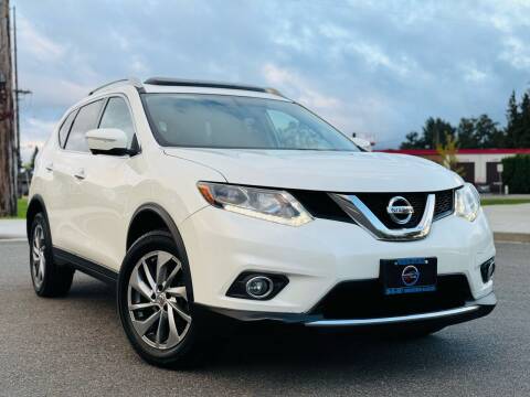 2015 Nissan Rogue for sale at PRICELESS AUTO SALES LLC in Auburn WA