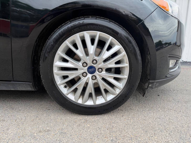 2017 Ford Focus Titanium