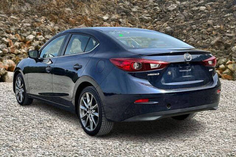 2018 Mazda MAZDA3 Touring