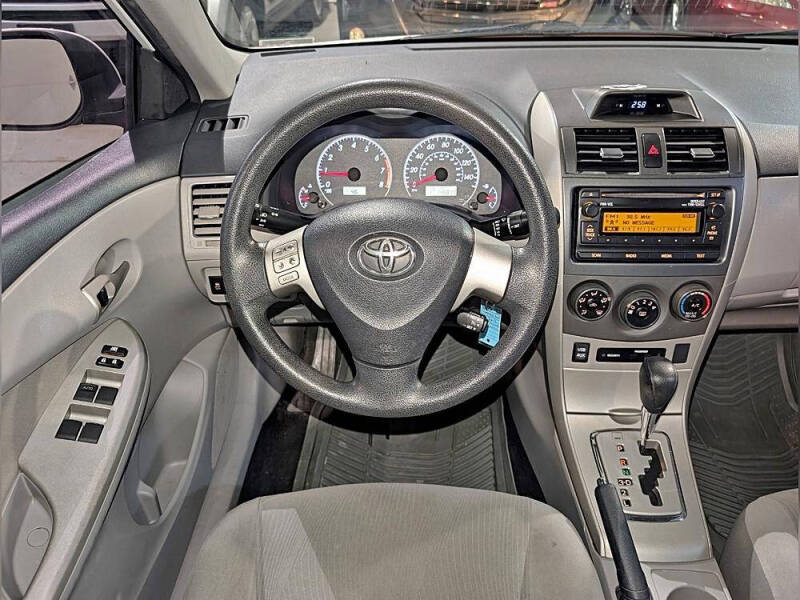 2012 Toyota Corolla LE