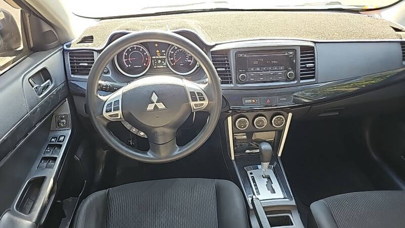2016 Mitsubishi Lancer ES