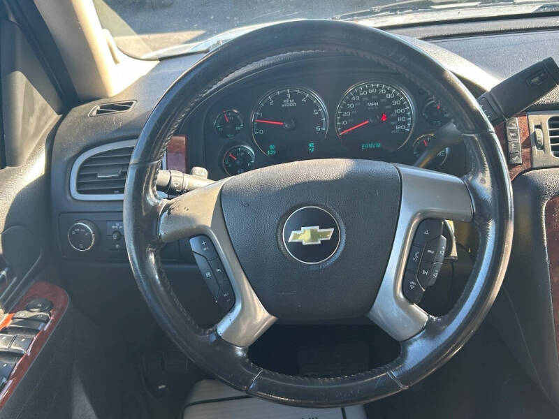 2011 Chevrolet Avalanche LT