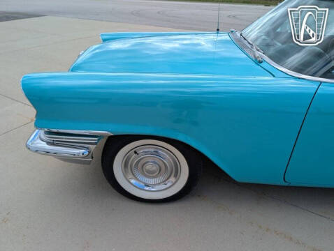 1957 Chrysler Windsor
