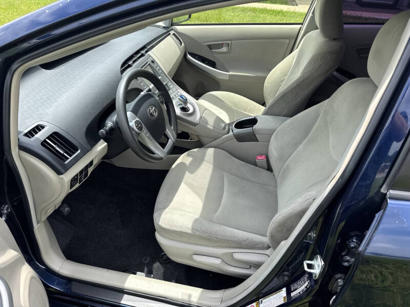 2012 Toyota Prius Two