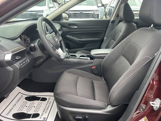 2024 Nissan Altima 2.5 SV