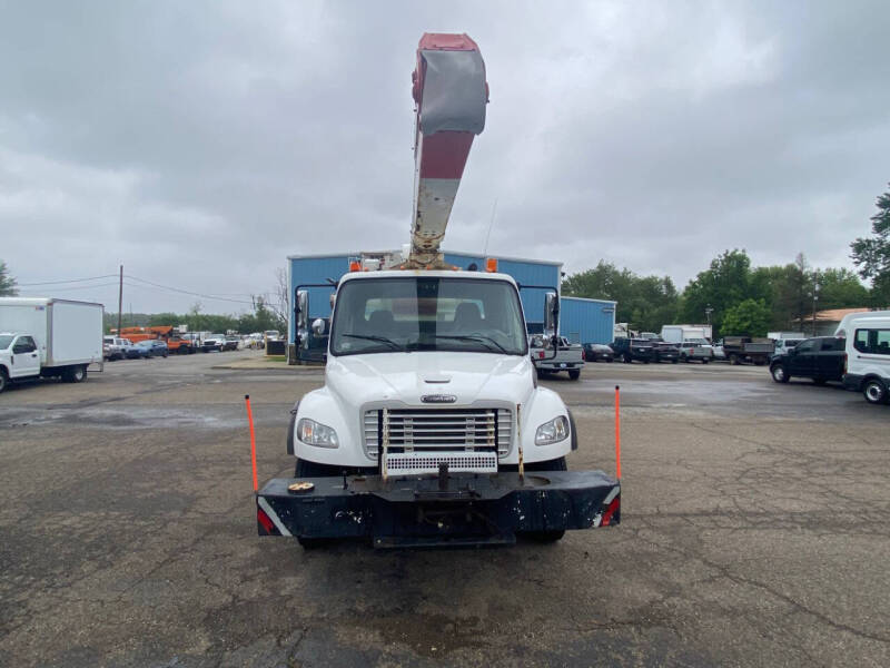 2007 Freightliner M2 106