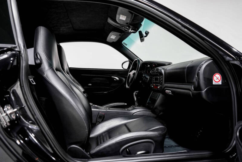 2004 Porsche 911 Carrera