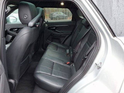 2020 Land Rover Range Rover Evoque SE