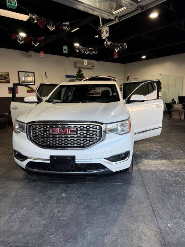 2018 GMC Acadia Denali