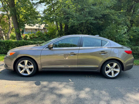 2014 Acura ILX 2.0L w/Tech
