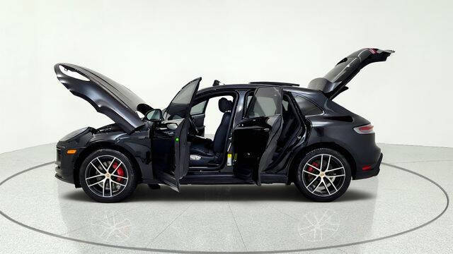 2024 Porsche Macan S