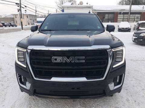 2023 GMC Yukon XL SLE