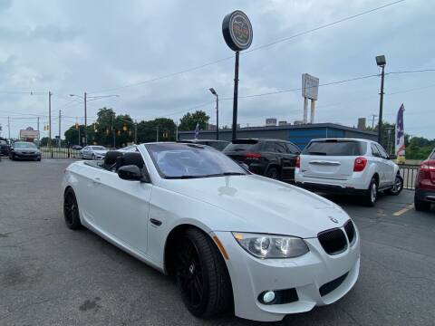 2013 BMW 3 Series for sale at Billy Auto Sales in Redford MI