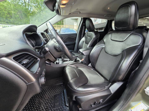 2019 Jeep Cherokee Latitude Plus
