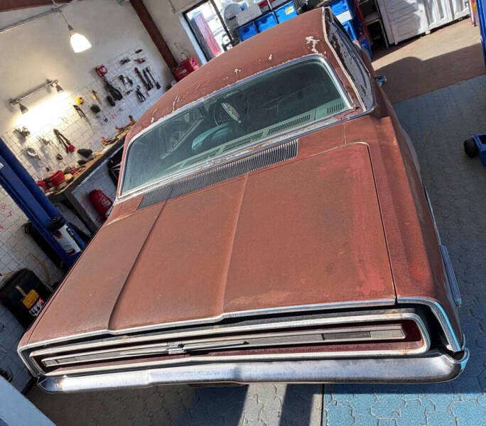1968 Ford Thunderbird