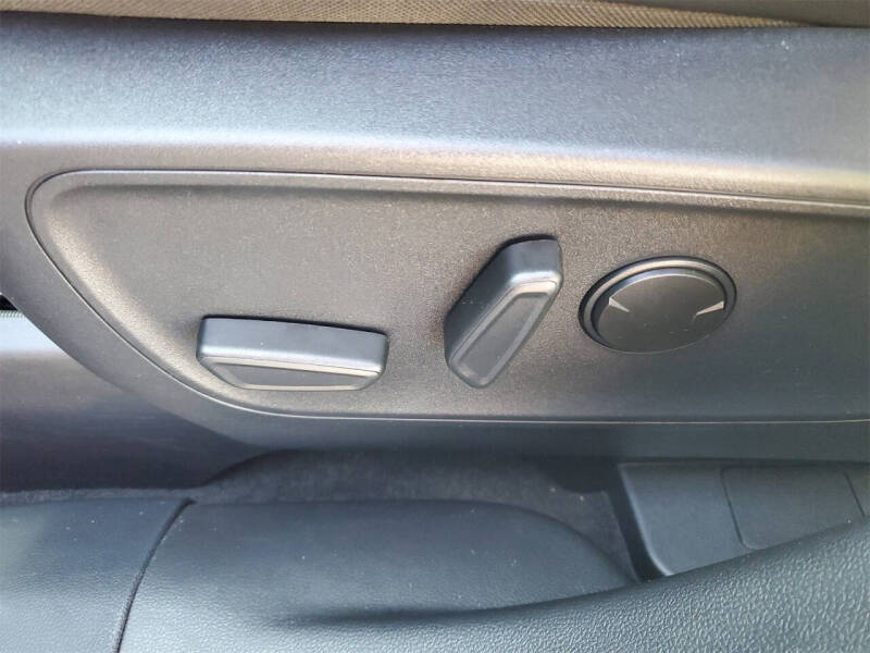 2024 Ford Escape Hybrid ST-Line