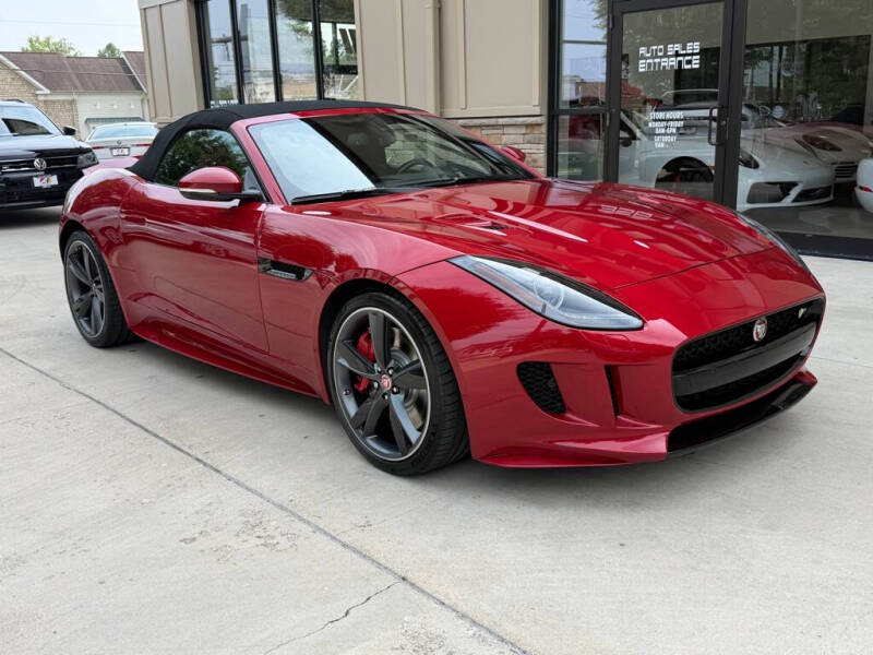 2016 Jaguar F-TYPE R