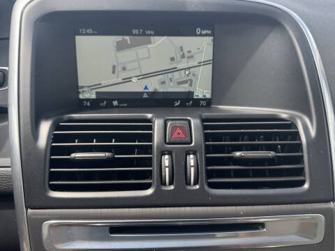 2016 Volvo XC60 T6 Drive-E Platinum