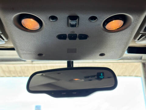 2004 HUMMER H2