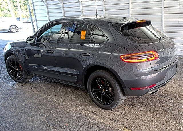 2017 Porsche Macan