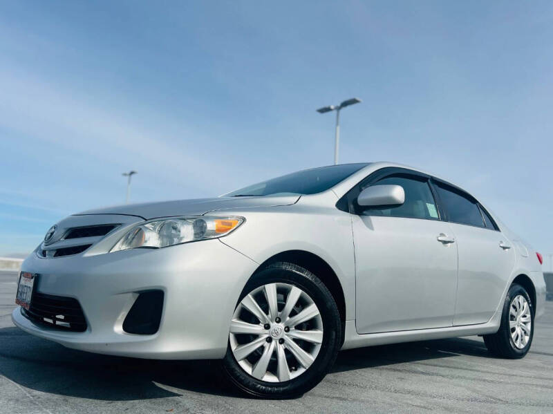 2012 Toyota Corolla S photo 4