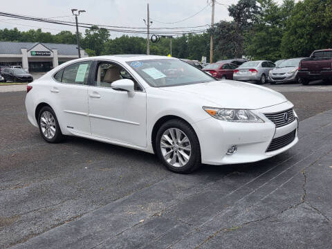 2014 Lexus ES 300h