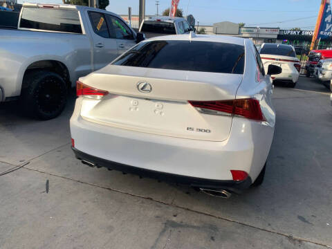 2019 Lexus IS 300