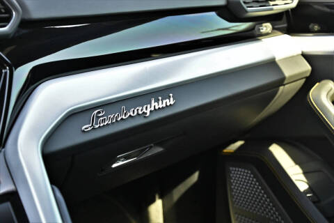 2020 Lamborghini Urus
