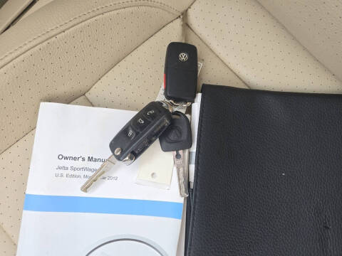 2012 Volkswagen Jetta SportWagen TDI