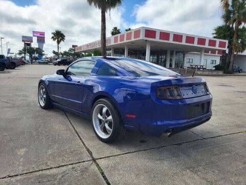 2014 Ford Mustang V6
